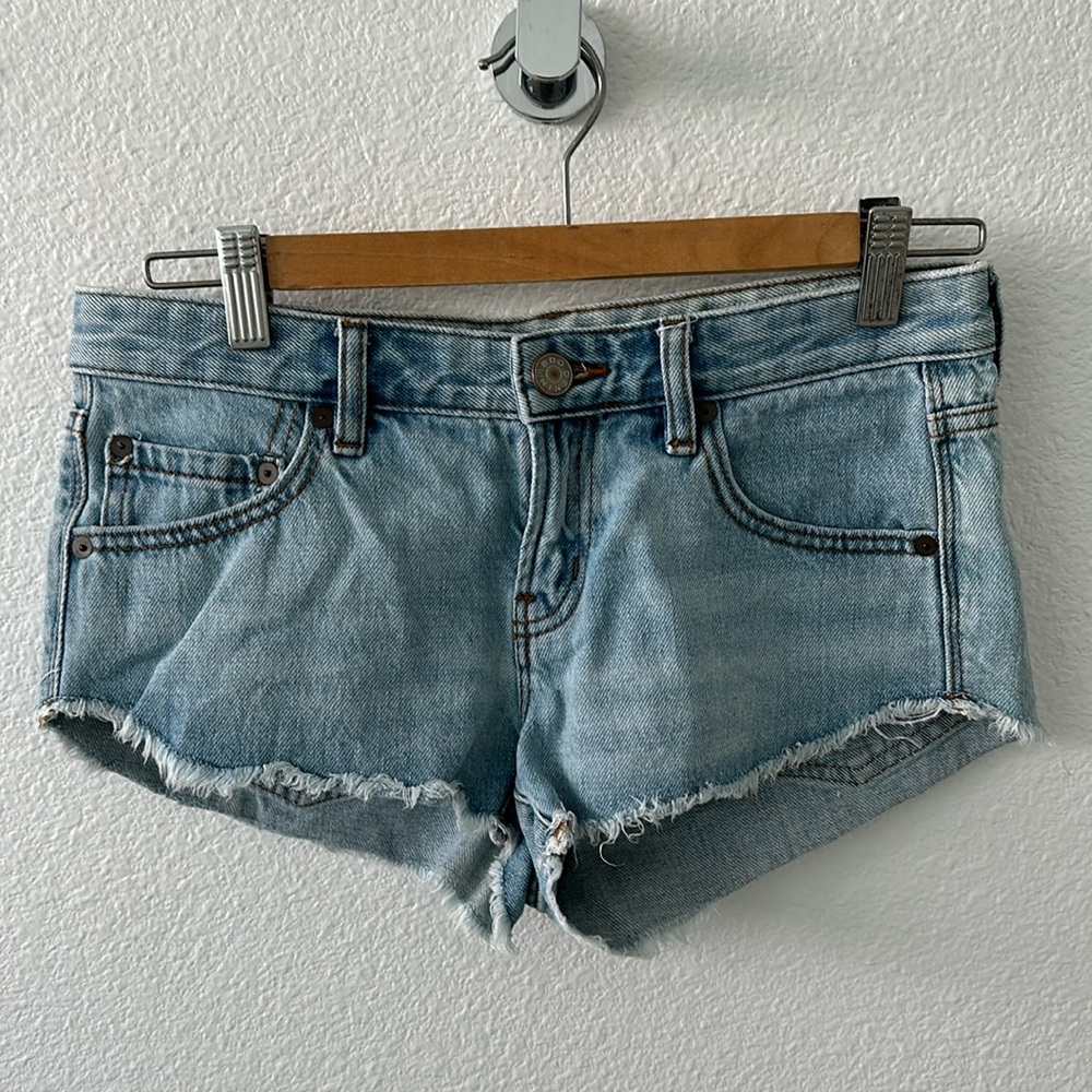 bdg denim shorts dolphin low rise size 24